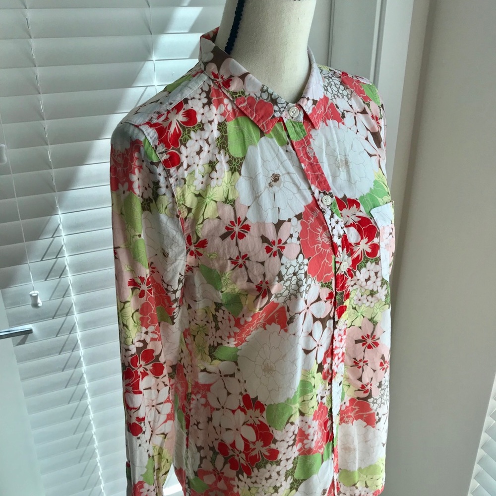 Old Navy Floral Cotton Button-Down Shirt - Picture 3 of 6